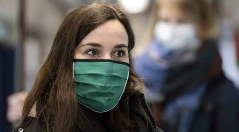 Τζανάκης: Χειμώνας με τριπλή επίθεση γρίπης, κορονοϊού και RSV