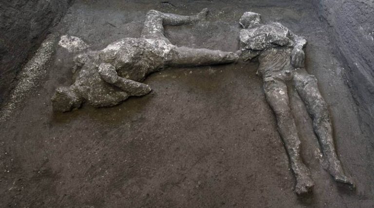 Πομπηία: Βρέθηκαν λείψανα ανδρών που κάηκαν ζωντανοί από την έκρηξη του ηφαιστείου (φωτό)