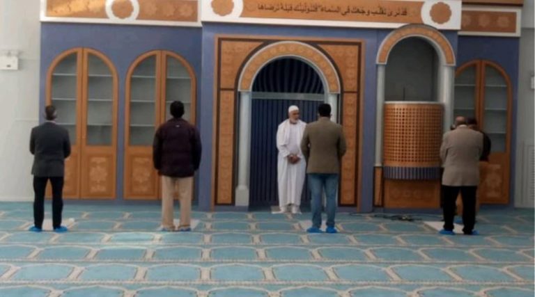 Άνοιξε το επίσημο τέμενος στην Αθήνα – Ποιος είναι ο πρώτος ιμάμης