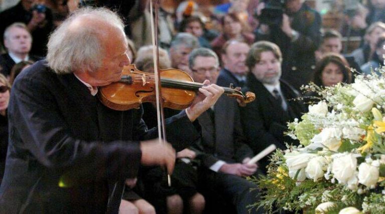 Πέθανε ο μύθος του βιολιού, Ιβρι Γκίτλις