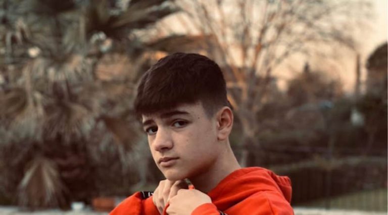 Θρήνος για τον 14χρονο Σπύρο που «έσβησε» στην άσφαλτο
