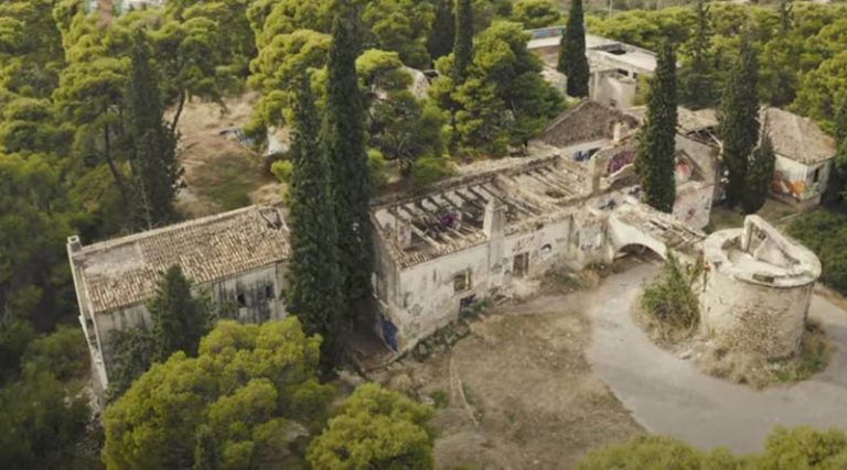 Παλλήνη: Βίλα Λεβίδη – Η εμβληματική κατοικία θρύλος του ελληνικού σινεμά από το χθες στο σήμερα (βίντεο)