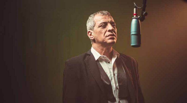 Θέμης Αδαμαντίδης: Αυτό το τραγούδι δεν πρόκειται να ξανατραγουδήσει – Το βέτο της στιχουργού