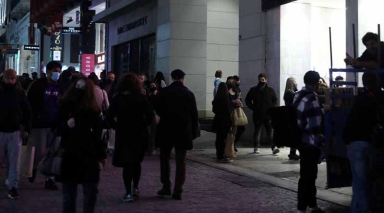 Κορονοϊός: Ανησυχία για τη νέα μετάλλαξη – Φοβάται επιτάχυνση του τρίτου κύματος ο Σαρηγιάννης