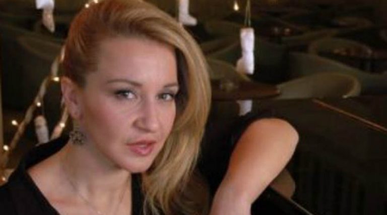 Νέα καταγγελία κατά του γνωστού ηθοποιού από την Μελίνα Κυριακοπούλου: “Την ώρα του αυτοσχεδιασμού έκλεισε τα φώτα και έκανε…”