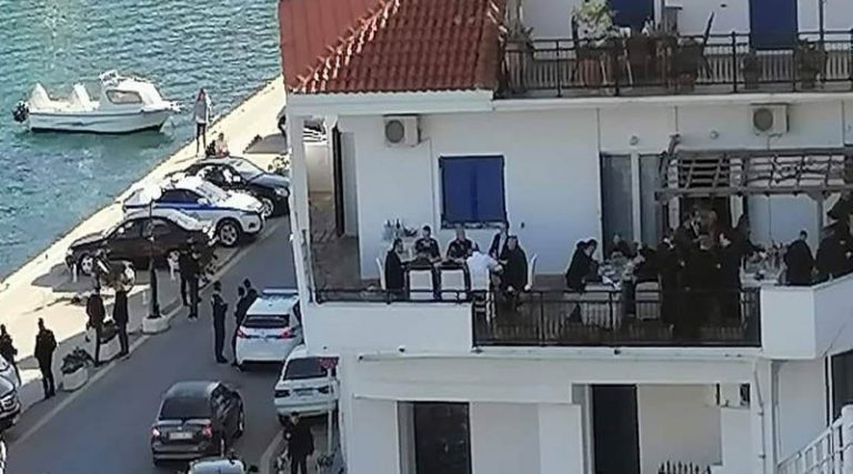Διεθνώς ρεζίλι! «Καημένοι Έλληνες» λέει ο ξένος τύπος για τον Μητσοτάκη που παραβίασε ξανά τα μέτρα
