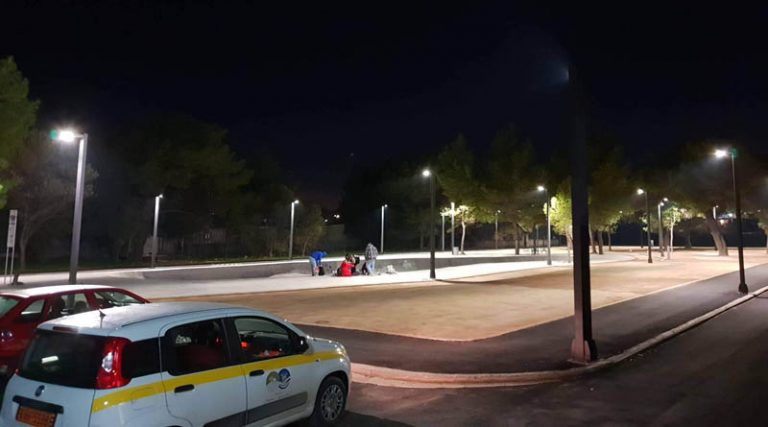 Έτοιμος και ο φωτισμός του skate park στην Αρτέμιδα (φωτό)