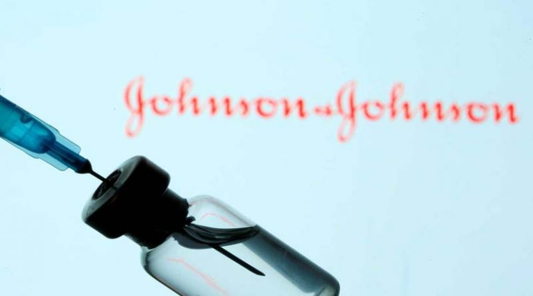 «Είχα εξωτερική αιμορραγία μετά το εμβόλιο», λέει ο 36χρονος που νοσηλεύεται μετά τον εμβολιασμό με Johnson & Johnson