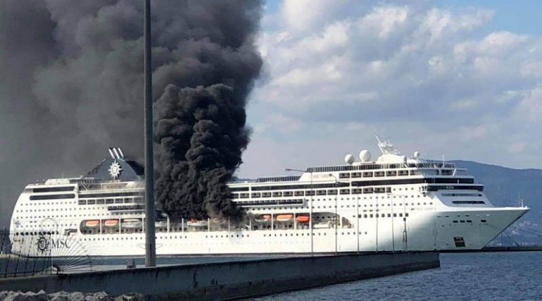 Μεγάλη φωτιά σε κρουαζιερόπλοιο που βρίσκεται στο λιμάνι της Κέρκυρας! (φωτό & βίντεο)