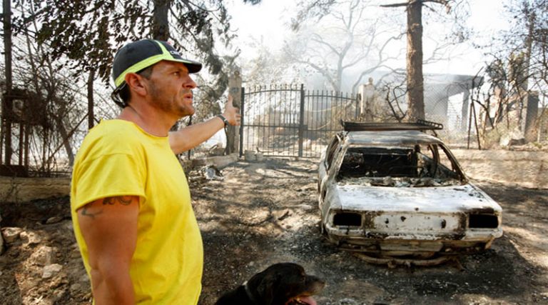 Μαραθώνας: Κάηκε το σπίτι του το 2013 και μένει ακόμα σε κοντέινερ – Η επιστολή στον Μητσοτάκη