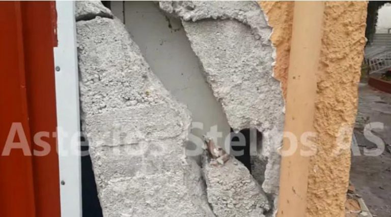Σεισμός Ελασσόνα: Το σπίτι που βρίσκεται ακριβώς πάνω από το ρήγμα! (φωτό & βίντεο)