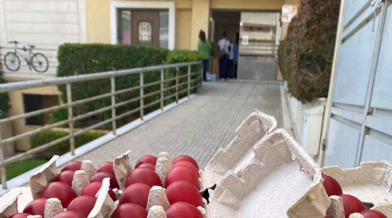 Διανομή τροφίμων σήμερα από το Κοινωνικό Παντοπωλείο του Δήμου Ραφήνας-Πικερμίου (φωτό)