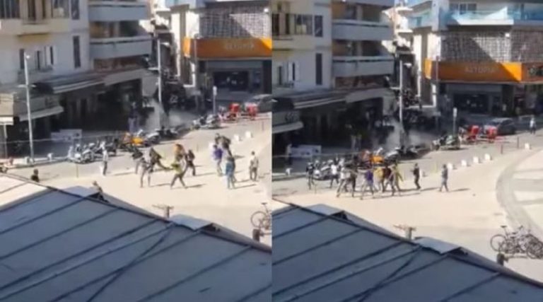 Πλατεία μετατράπηκε σε ρινγκ! Άγριο ξύλο μέσα-μεσημέρι μεταξύ αλλοδαπών! (βίντεο)