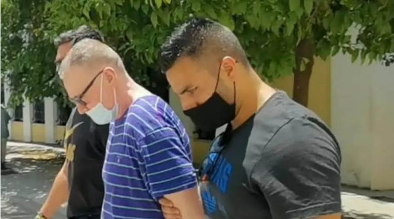 Αυτός είναι ο 57χρονος που κρατούσε την 17χρονη Αμάντα στη Ραφήνα και την εξέδιδε! (φωτό & βίντεο)