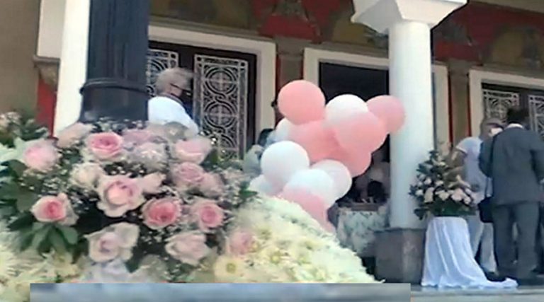Με μπαλόνια και λουλούδια είπαν το τελευταίο «αντίο» στην 7χρονη Παναγιώτα