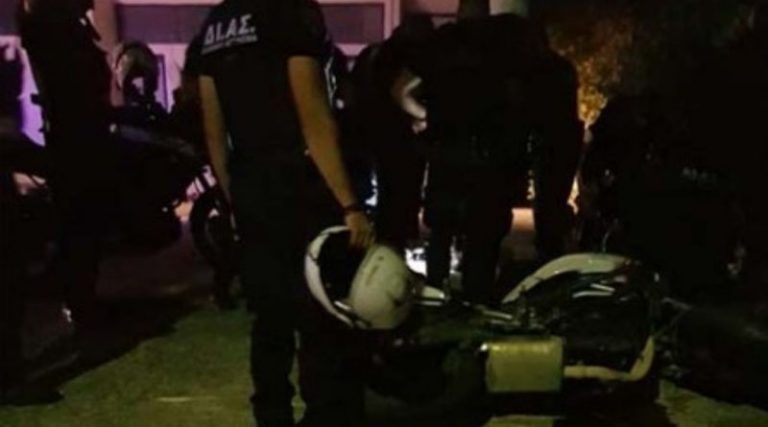 Αχαρνές: Σοβαρό τροχαίο με αστυνομικούς της ΔΙΑΣ – Στο νοσοκομείο δύο άτομα