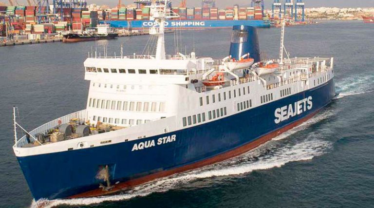 Βλάβη στο πλοίο AQUA STAR – Θα φτάσει στο Λαύριο με μικρή καθυστέρηση