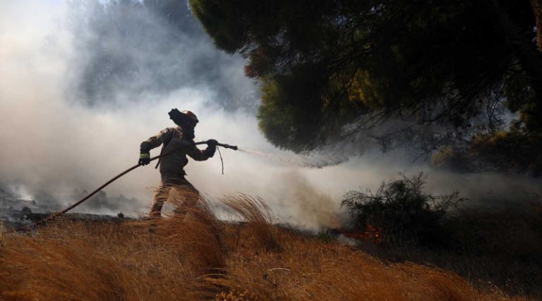 Πολύ υψηλός κίνδυνος πυρκαγιάς τη Δευτέρα (25/7) σε Ραφήνα, Πικέρμι & Αν. Αττική – Που θα απαγορεύεται η κυκλοφορία