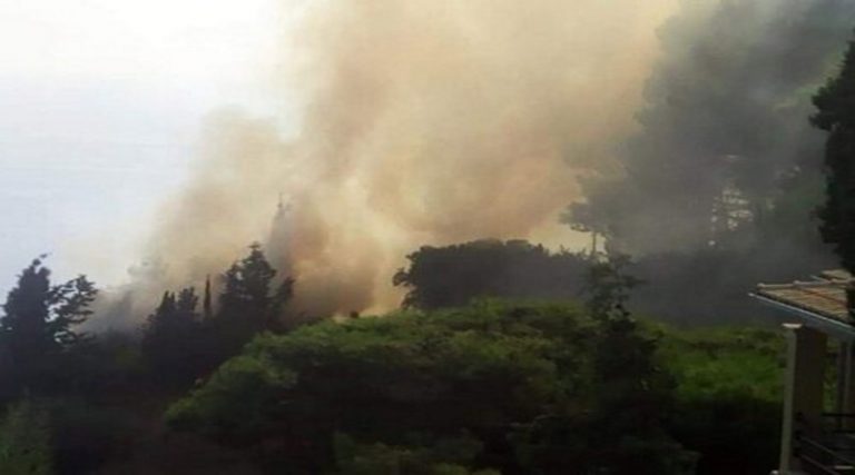 Κέρκυρα: Χωρίς ενεργό μέτωπο η φωτιά στους Σιναράδες