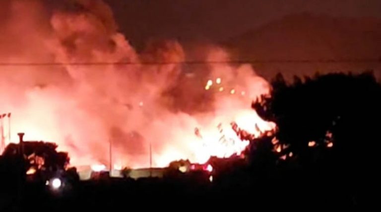 Έσβησε και η φωτιά που ξέσπασε τα ξημερώματα στη Βάρη – Δεν χρειάστηκε εκκένωση (φωτό)