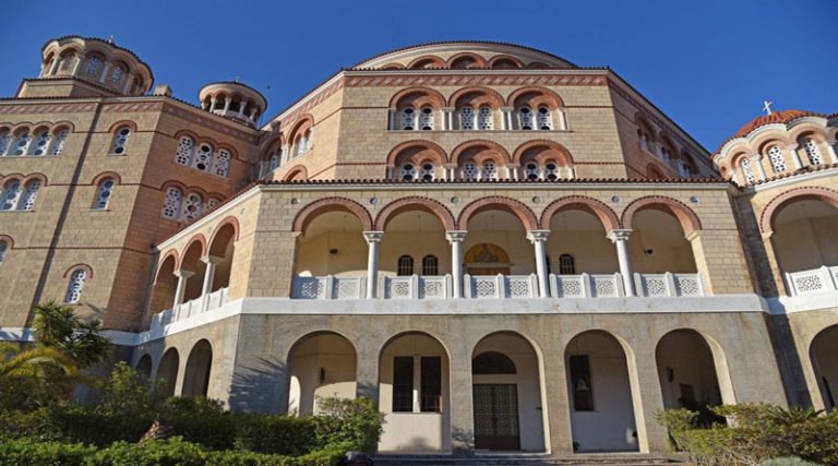Κορονοϊός: 16 κρούσματα στο μοναστήρι του Αγίου Νεκταρίου στην Αίγινα