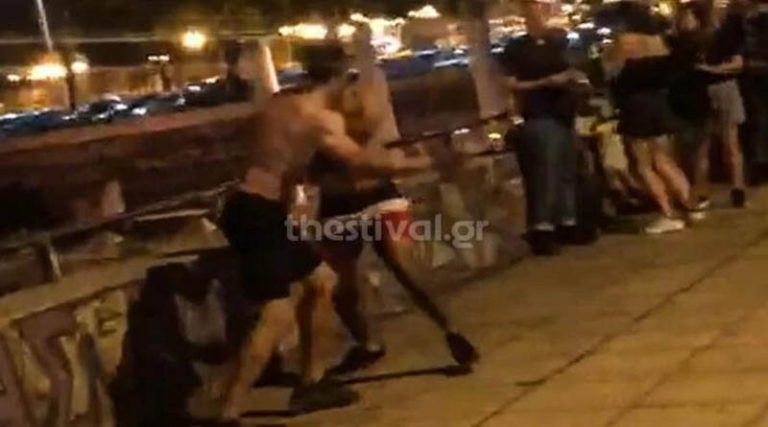 Έτσι τον έσφαξε! Σοκαριστικό βίντεο από τη δολοφονία του 24χρονου στη Θεσσαλονίκη (προσοχή σκληρές εικόνες)