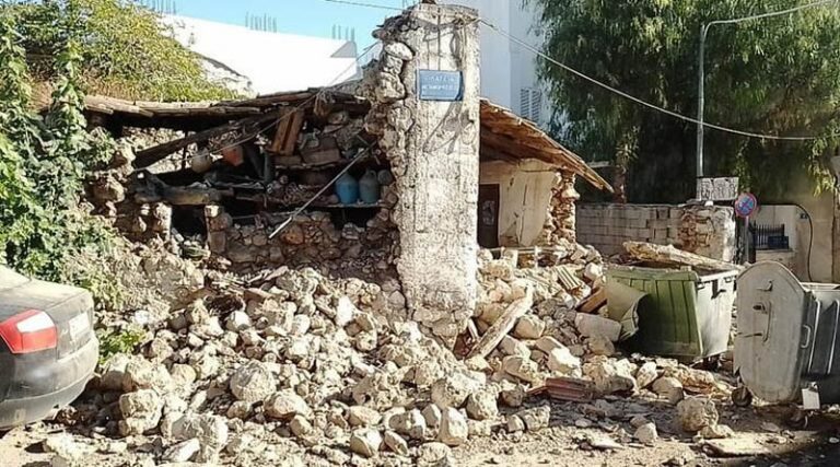 Σεισμός στην Κρήτη: Βυθίστηκε κατά 15 εκατοστά το Αρκαλοχώρι – «Σήκωσε σπίτια» ο Εγκέλαδος