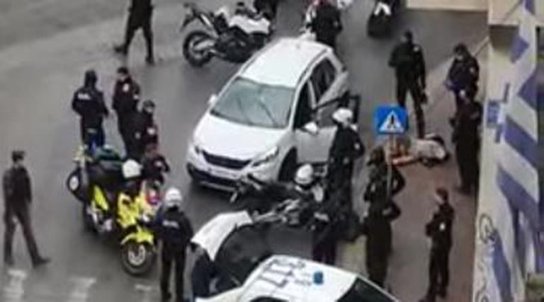 Πυροβολισμοί στο κέντρο της Αθήνας – Τουλάχιστον ένας τραυματίας (φωτό & βίντεο)