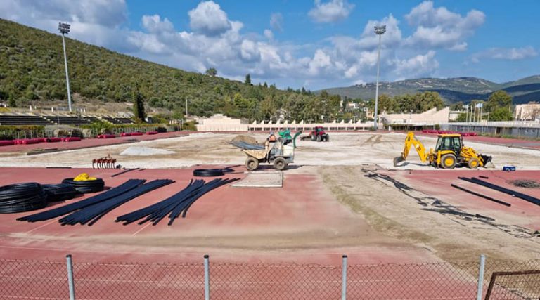 Σε εξέλιξη η ανακατασκευή  του γηπέδου Μαραθώνα – Δημοπρατούνται ακόμα 3 έργα για τη Νέα Μάκρη