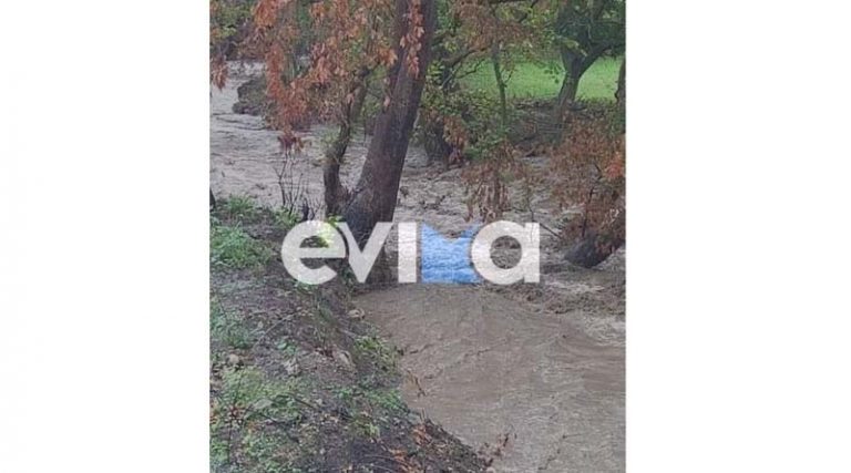 Κακοκαιρία Εύβοια: Έντονη βροχή στο Δήμο Μαντουδίου Λίμνης Αγίας Άννας – Έκκληση στους κατοίκους από το δήμαρχο