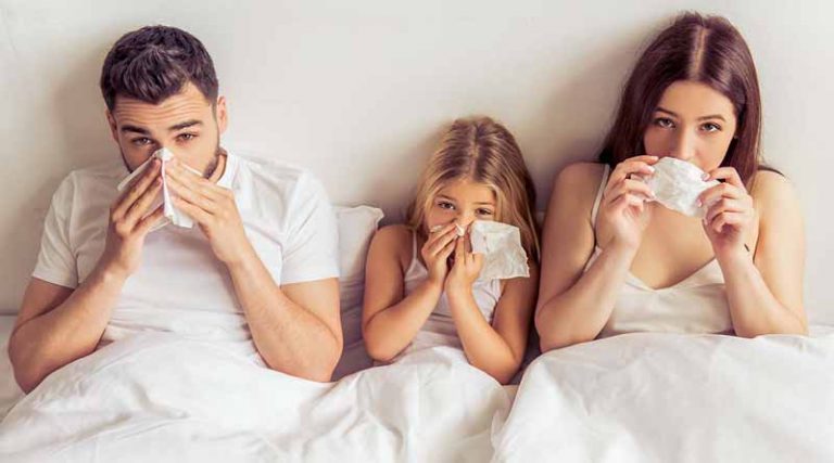 Συναγερμός για τις ιώσεις: Έρχονται δύσκολες ημέρες – Πότε είναι η έξαρση της γρίπης
