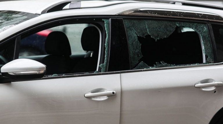 Κλεμμένο από σχολείο στη Βούλα το αυτοκίνητο του δράστη που πυροβόλησαν στην Μάρνης (φωτό)