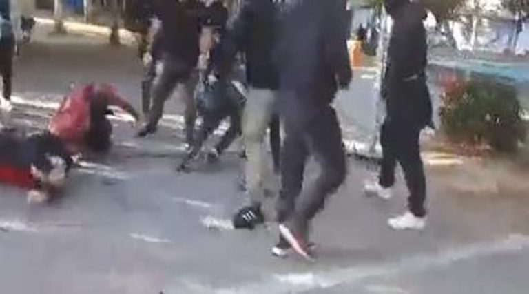 Επίθεση κρανοφόρων σε εκδήλωση της ΚΕΕΡΦΑ στο Νέο Ηράκλειο! (βίντεο)