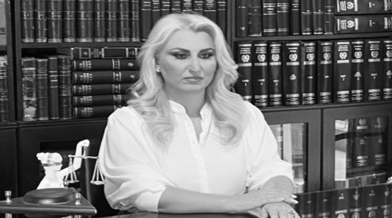 Γιάννα Παναγοπούλου: Η μόνη Ελληνίδα δικηγόρος που μιλά στη βρετανική The Guardian για τις γυναικοκτονίες στην Ελλάδα