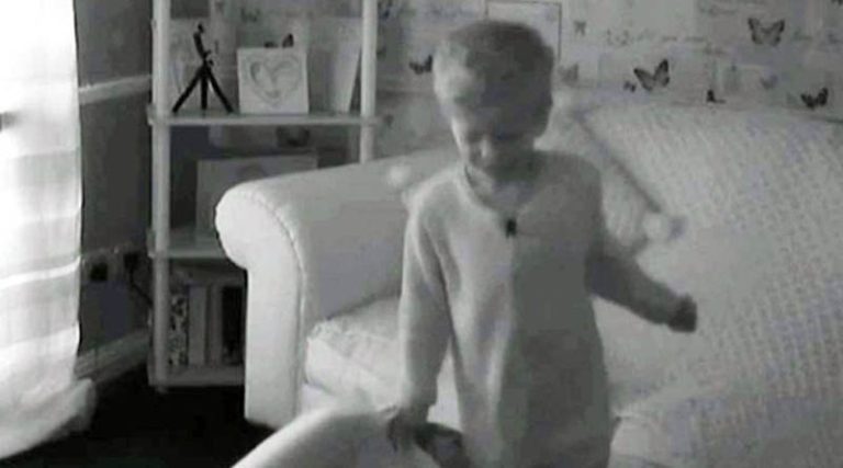 «Κανείς δεν μ’ αγαπάει»! Σοκ με τη δολοφονία 6χρονου από την μητριά του – Ανατριχιαστικό βίντεο