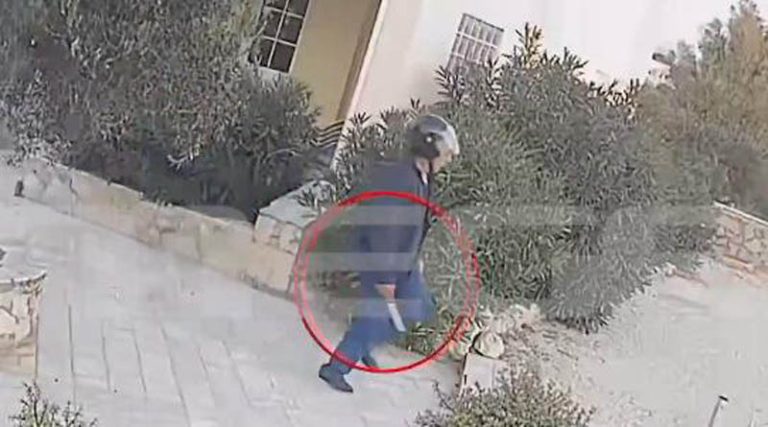 Σοκαριστικό βίντεο ντοκουμέντο με την Νεκταρία να τρέχει να σωθεί από τον σύζυγό της που κρατούσε μαχαίρι