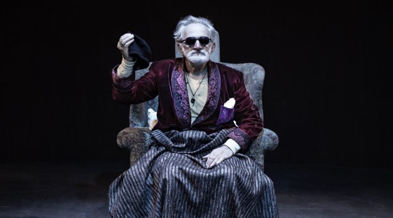 Τελευταίες οχτώ παραστάσεις για το ‘Τέλος του Παιχνιδιού’ με τον Δημήτρη Καταλειφό στο Σύγχρονο Θέατρο