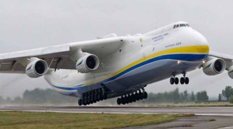 Ουκρανία: Καταστράφηκε το μεγαλύτερο αεροσκάφος του κόσμου
