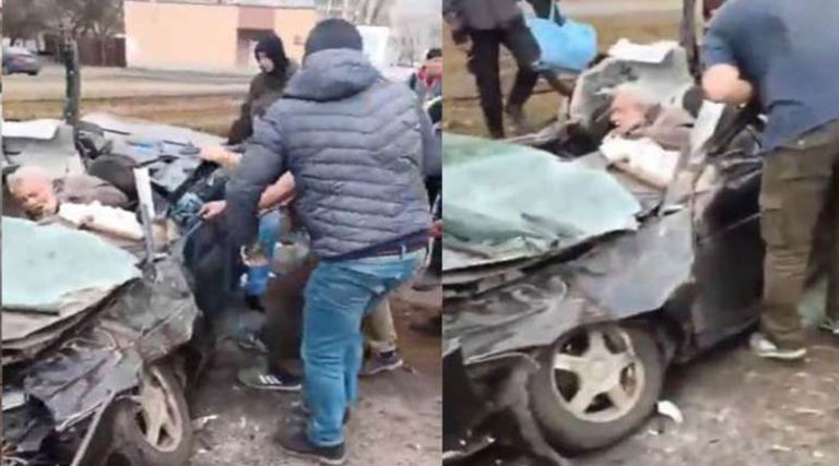 Σοκαριστικό βίντεο: Ρωσικό τανκ στην Ουκρανία, περνάει πάνω από διερχόμενο όχημα