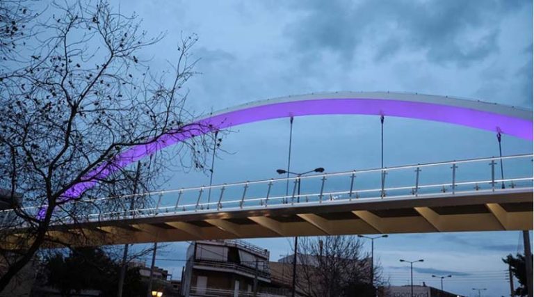 Δόθηκε στην κυκλοφορία η νέα πεζογέφυρα στην Αγία Παρασκευή επί της Λεωφόρου Μεσογείων