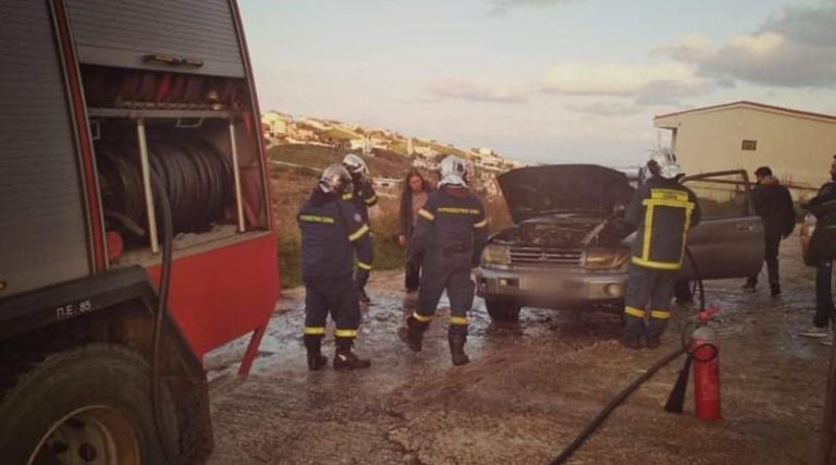 Κερατέα: Φωτιά σε αυτοκίνητο με εγκατεστημένο υγραέριο (φωτό)