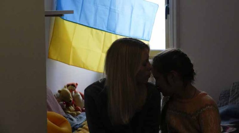 Ουκρανία: Ταξίδευε επί 30 ώρες με τα παιδιά της και πέθανε μόλις έφτασε στην Ρώμη!