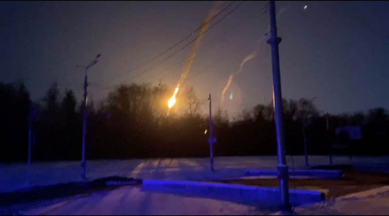 Πόλεμος στην Ουκρανία: Νέος πυρηνικός τρόμος μετά από έκρηξη σε εγκαταστάσεις στο Χάρκοβο