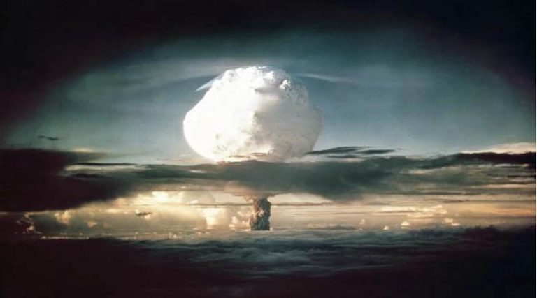 Tο «ρολόι της Αποκάλυψης» προειδοποιεί: Πιο υψηλός από ποτέ ο κίνδυνος πυρηνικού πολέμου