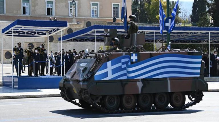 Μεγαλειώδης η στρατιωτική παρέλαση στο κέντρο της Αθήνας για την 25η Μαρτίου – Πρώτη εμφάνιση για τα Rafal