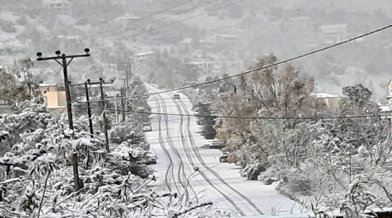 Κακοκαιρία “Φίλιππος”: Το ‘στρωσε στο Πικέρμι – Χιονίζει από το Κορωπί μέχρι και την Αθήνα (φωτό & βίντεο)