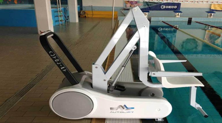 Το κολυμβητήριο της Ραφήνα θα αποκτήσει ειδικό ανελκυστήρα για τα ΑμεΑ