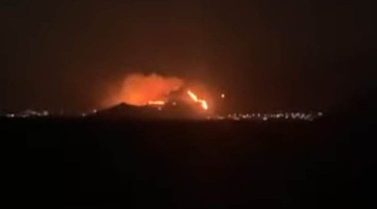 Φωτιά στην Πάρο: Καλύτερη η εικόνα – Ενισχύθηκαν οι πυροσβεστικές δυνάμεις  -Μικρές αναζωπυρώσεις