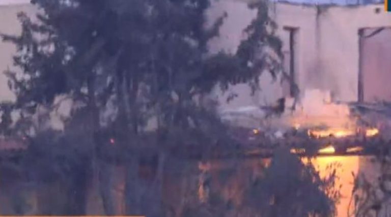 Μπουρνούς: Ίσως να έχουν καεί περισσότερα από 10 σπίτια στο Ντράφι  (βίντεο)