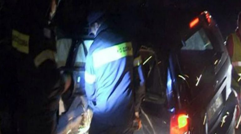 Τραγωδία στην εθνική Κορίνθου-Τριπόλεως: Δύο νεκροί 18 και 19 ετών και 2 τραυματίες σε τροχαίο